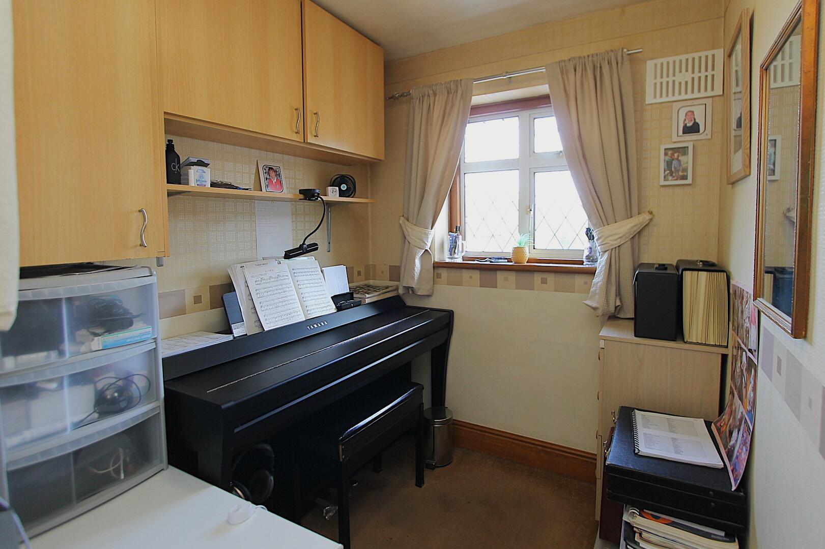 Nanaimo Way, Kingswinford